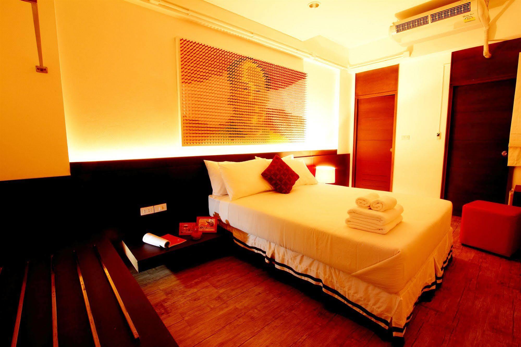 U431 Chaengwattana Hotel Nonthaburi Exterior foto
